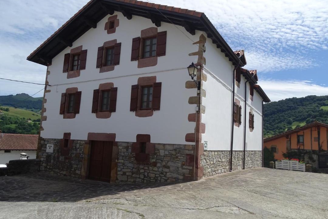 Photo of Buildings in Zozaia