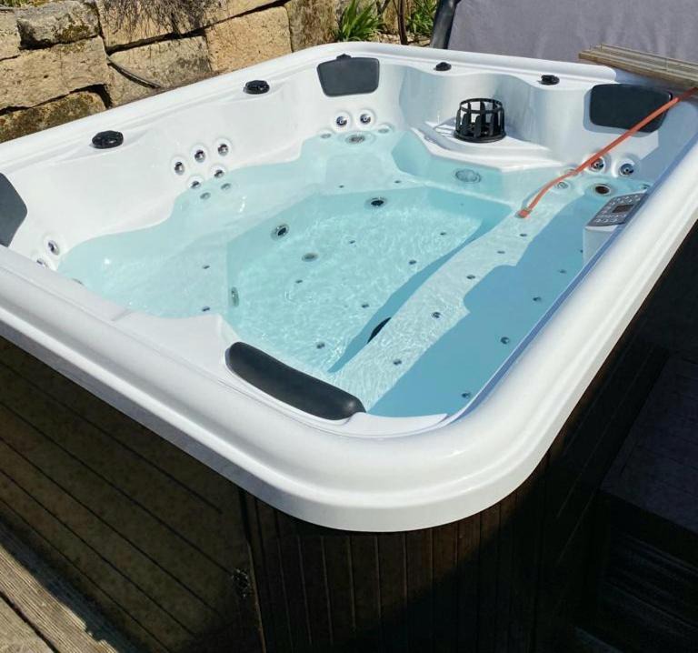 Photo of Others in Bucilly