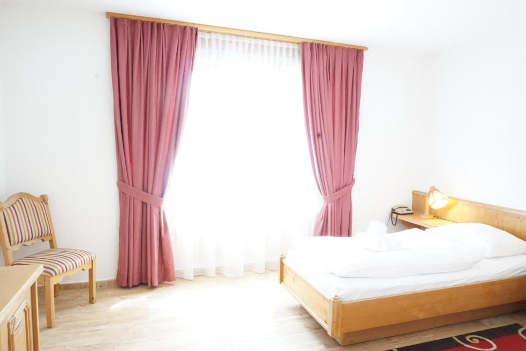 Photo of Bedroom in Rohr