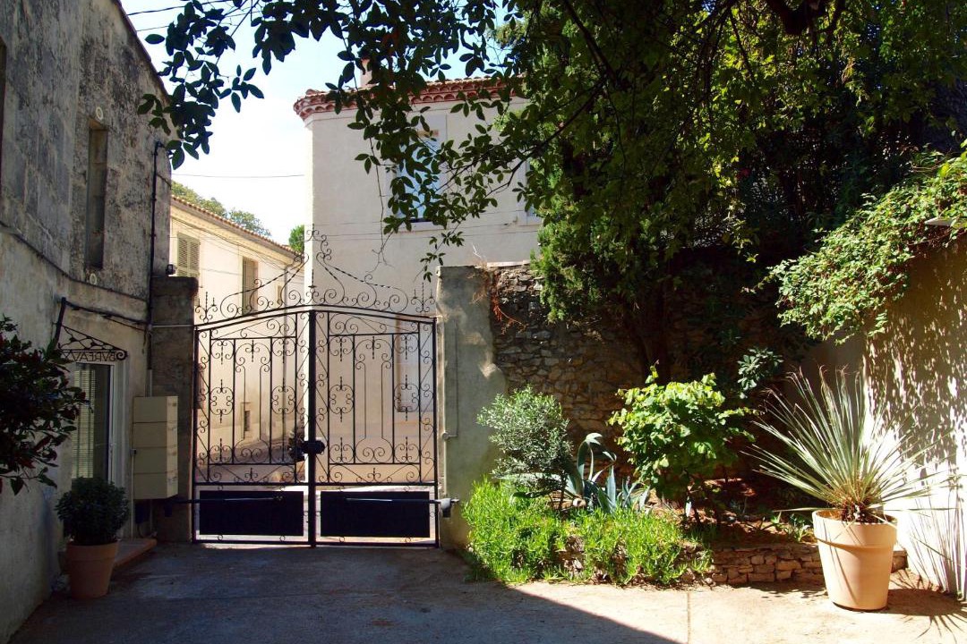 Photo of Others in Mont Duplan