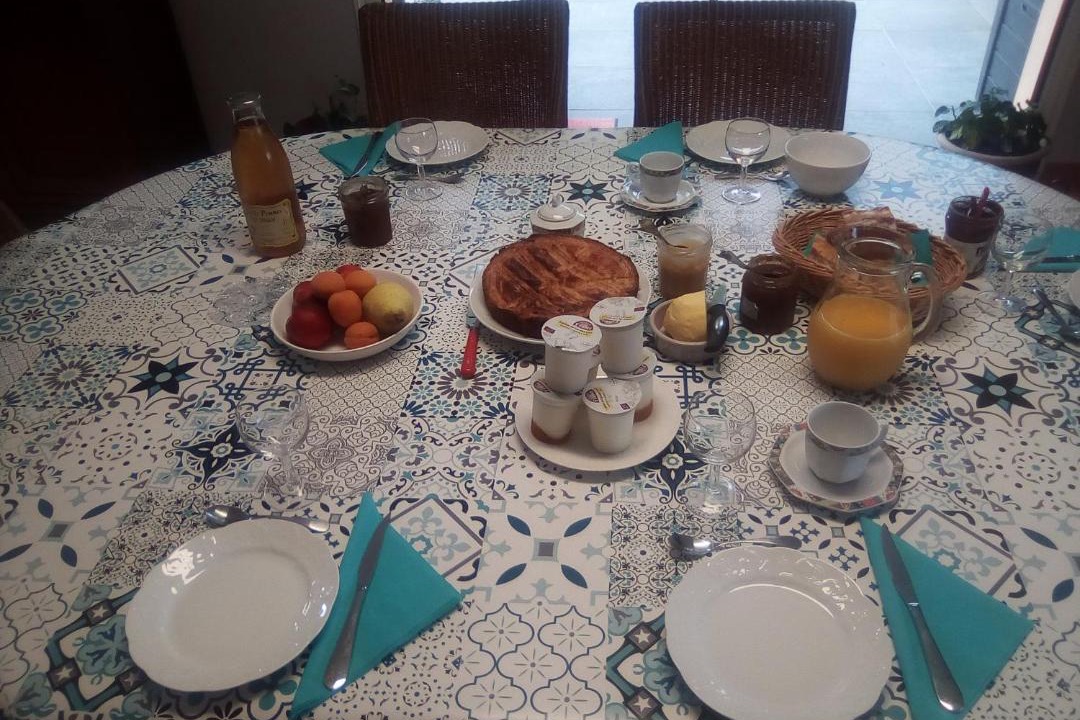 Photo of Others in Merlevenez