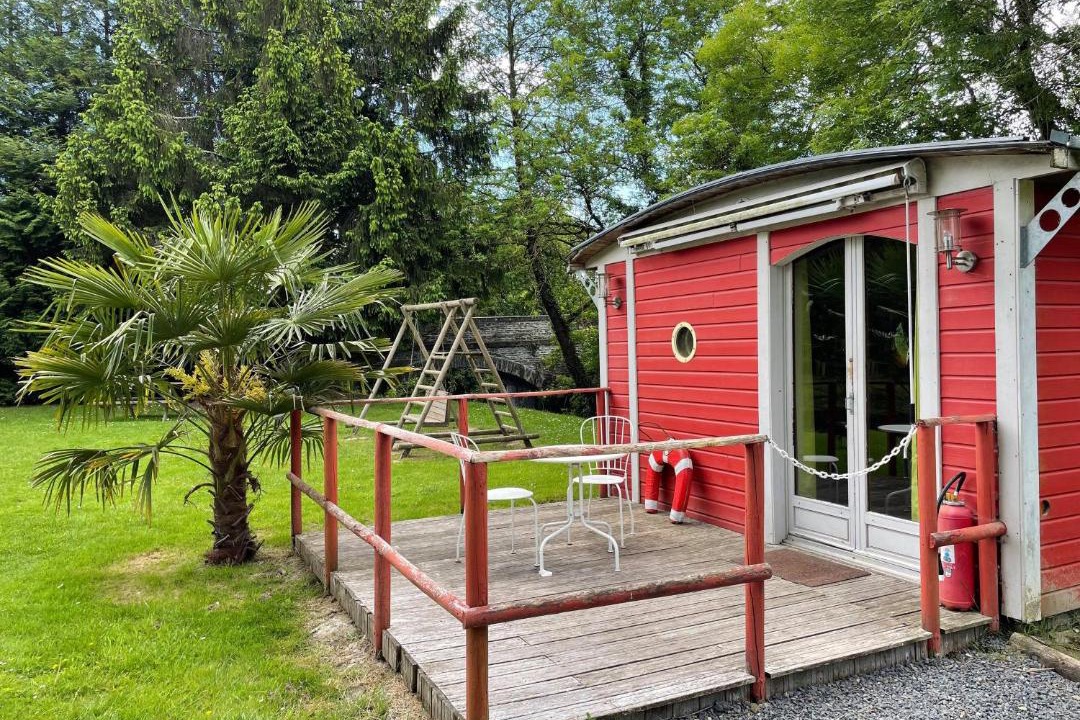 Photo of Buildings in Planquery