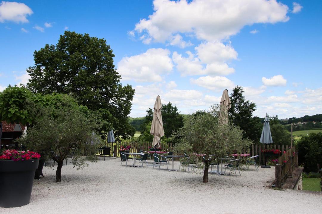 Photo of Others in Martel