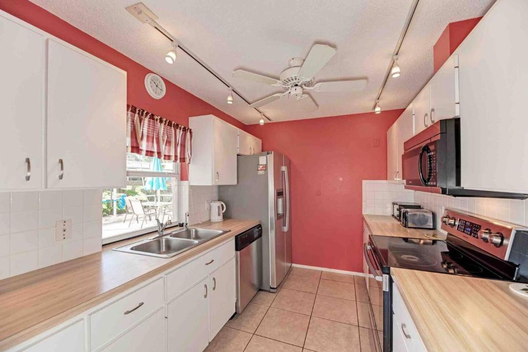 Photo of Kitchen in Venice Gardens