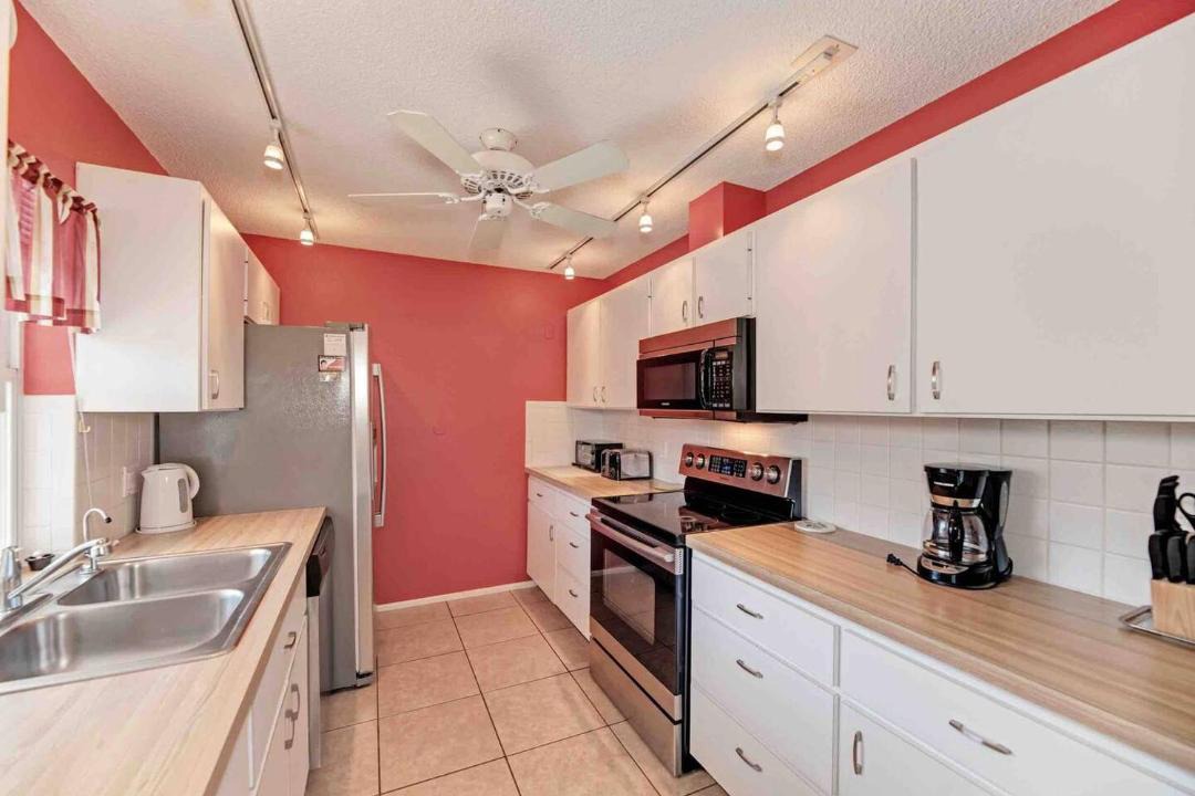 Photo of Kitchen in Venice Gardens