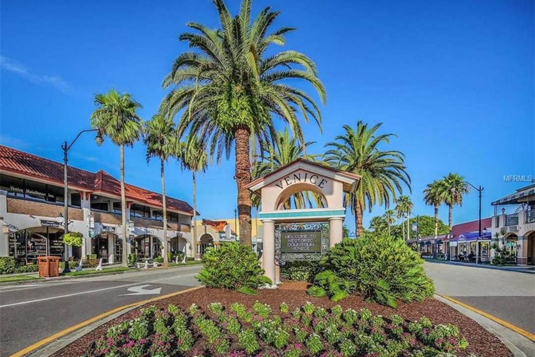 Photo of Buildings in Venice Gardens