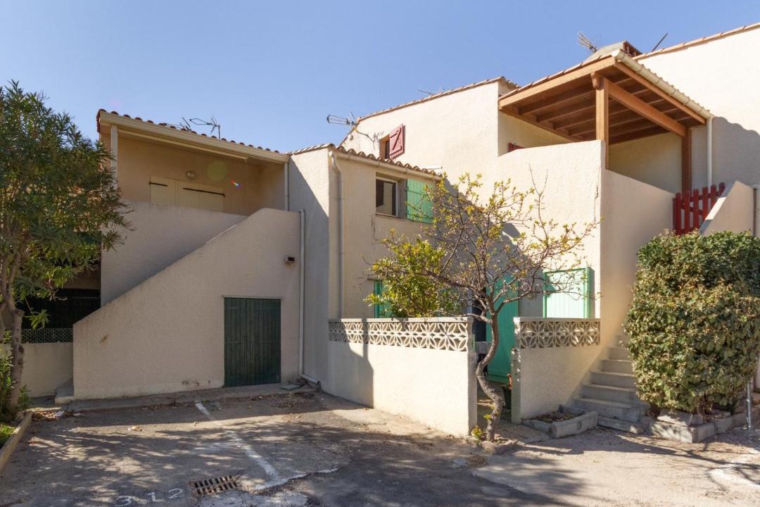 Photo of Buildings in Le Barcares