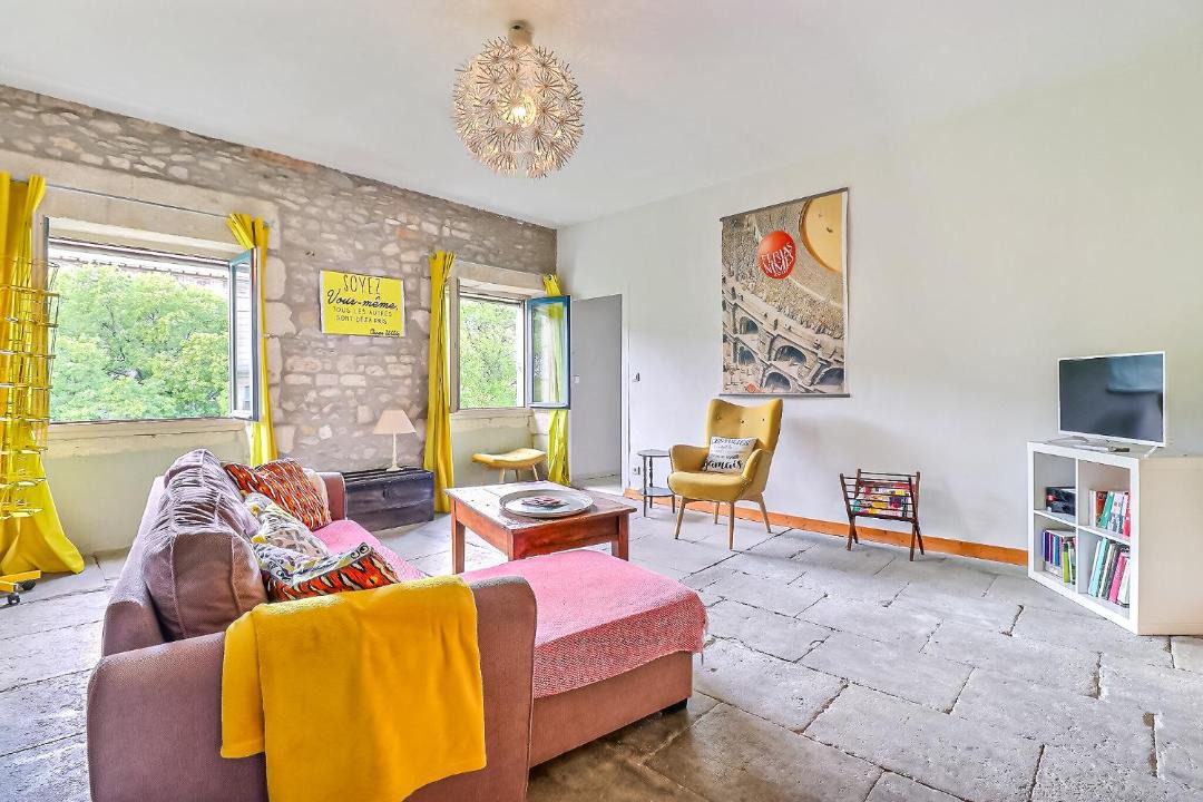 Photo of Livingroom in Nimes City Centre