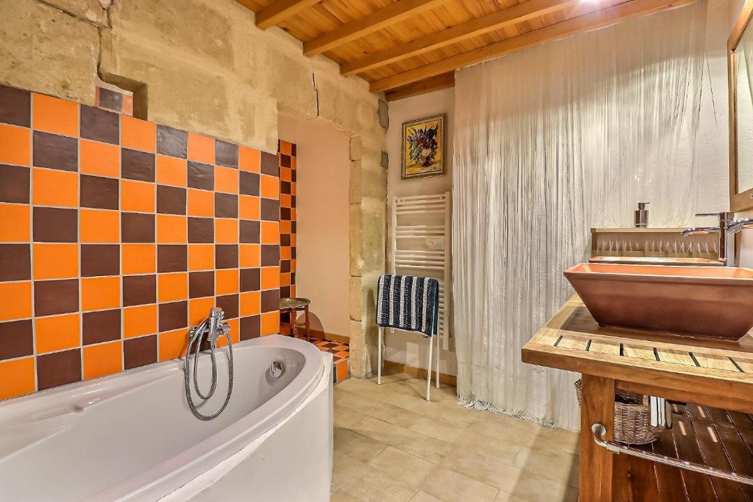 Photo of Others in Nimes City Centre