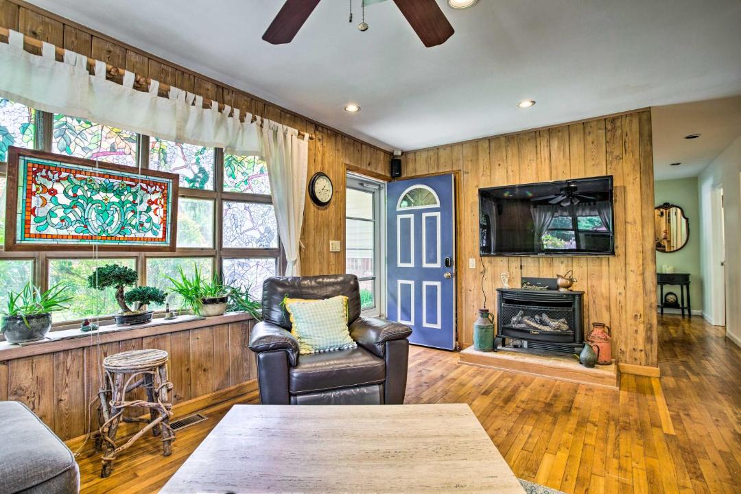 Photo of Others in Hampton Bays