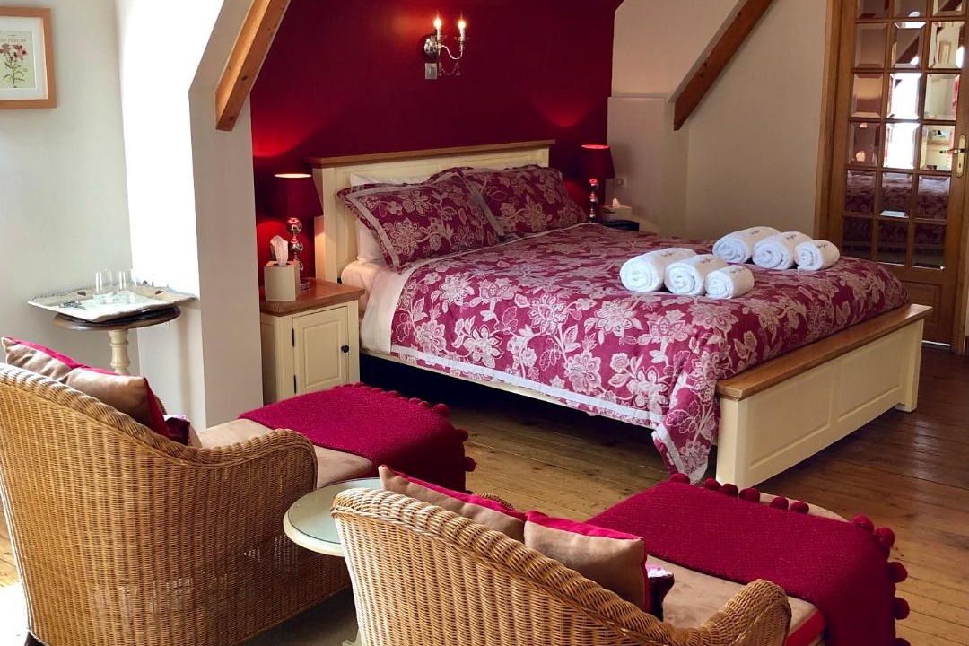 Photo of Others in Houesville