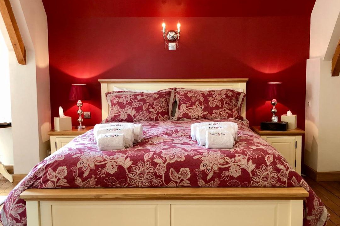 Photo of Others in Houesville