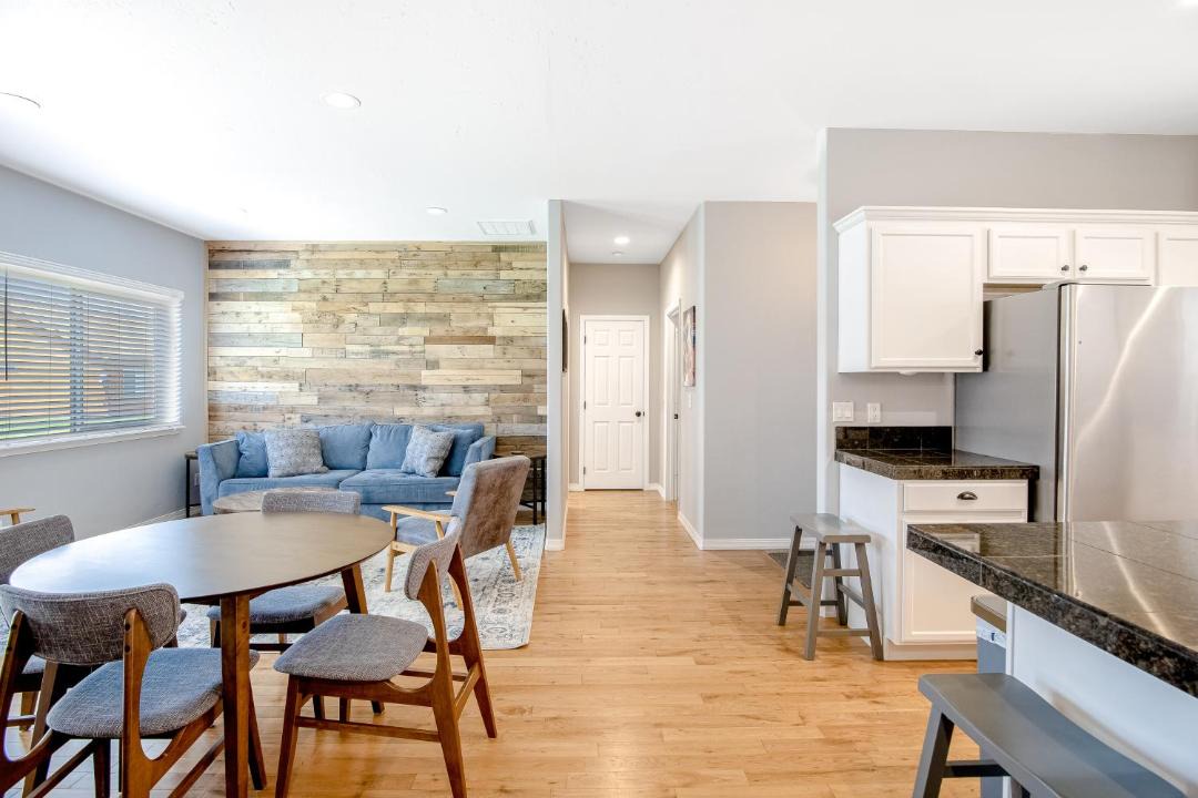 Photo of Others in Donnelly