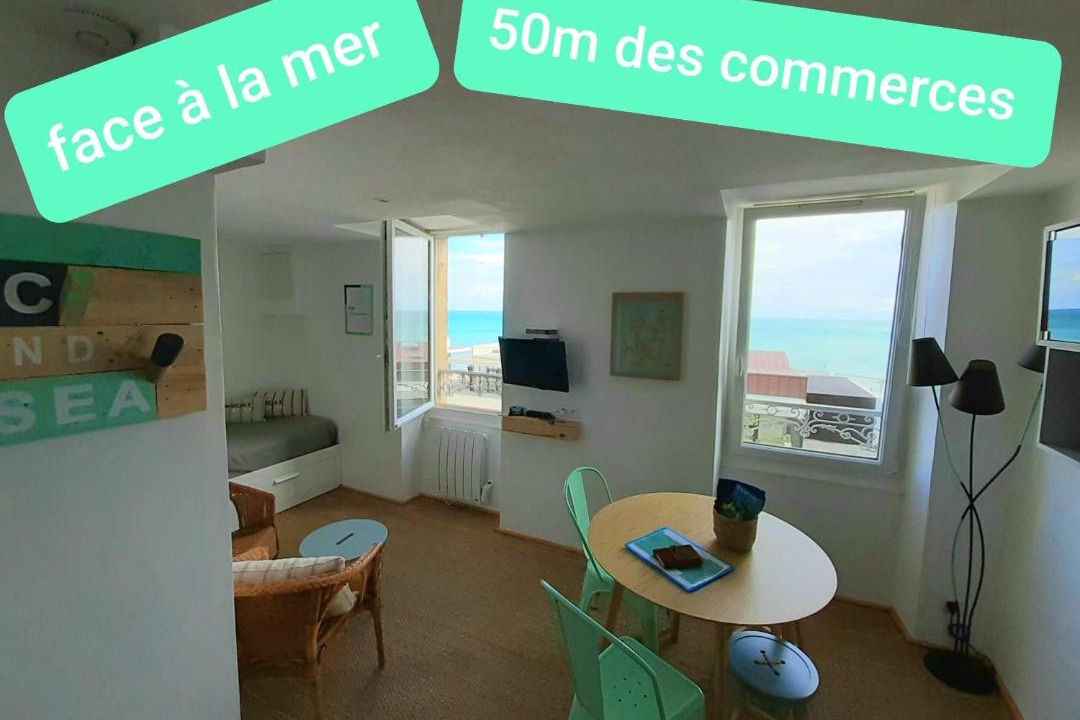 Photo of Others in Luc-sur-Mer