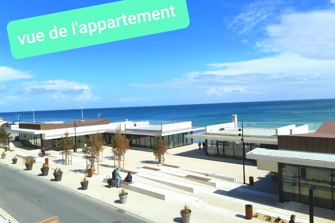 Photo of Others in Luc-sur-Mer