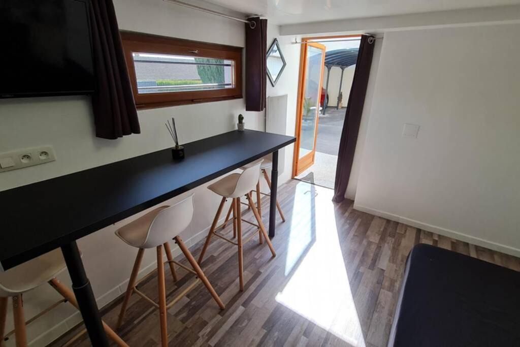 Photo of Others in Houldizy