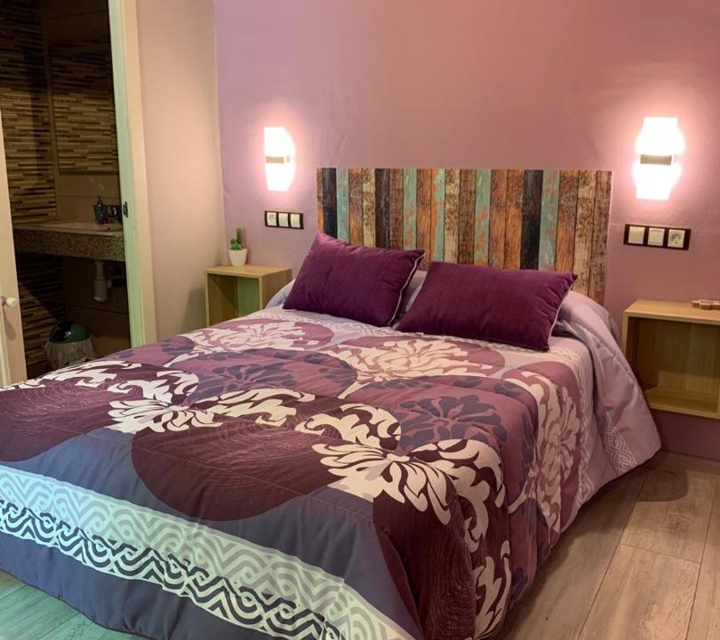 Photo of Bedroom in Oix