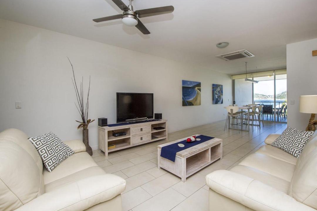 Photo of Livingroom in Nelly Bay