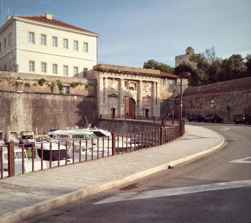 Photo of Buildings in Lovinac