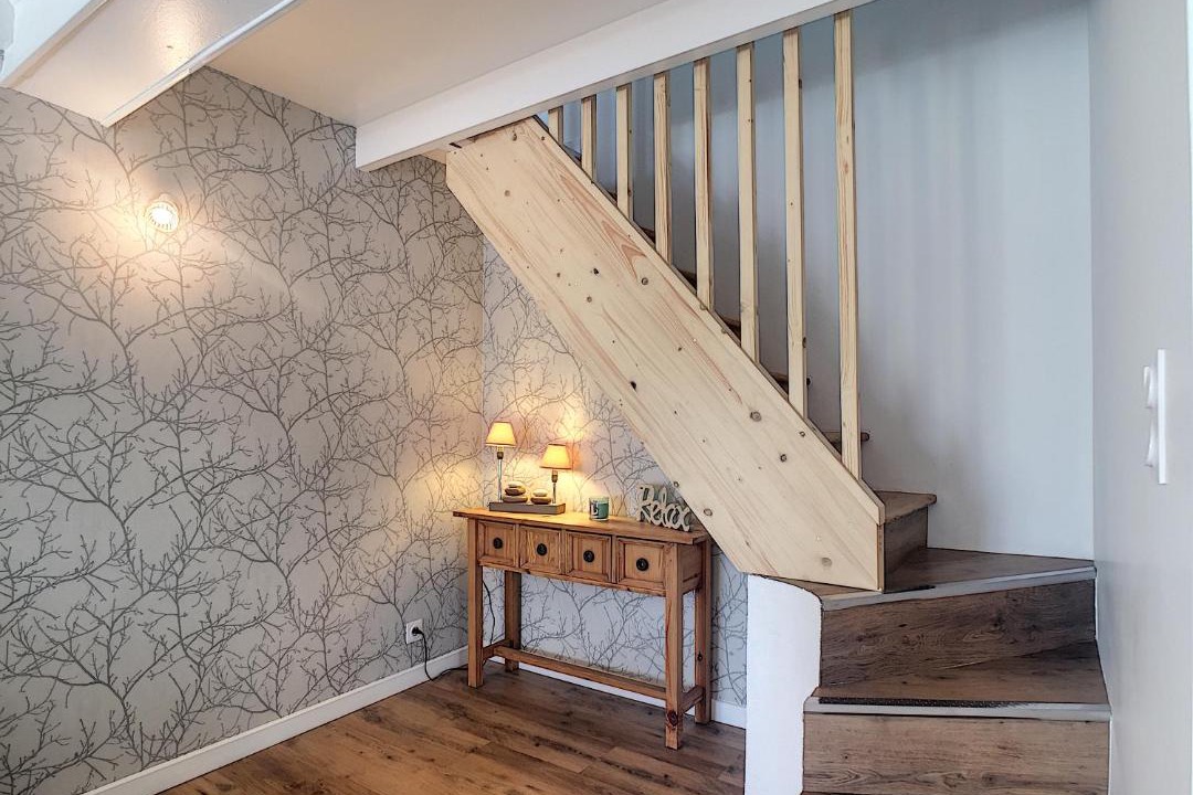 Photo of Others in Brehal