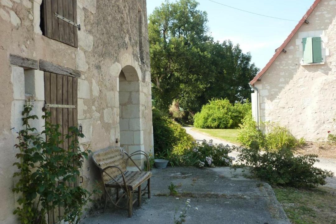 Photo of Buildings in Charnizay