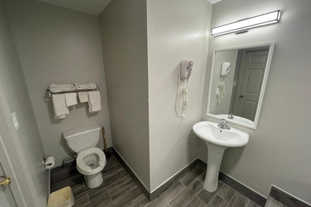 Photo of Others in Hohenwald