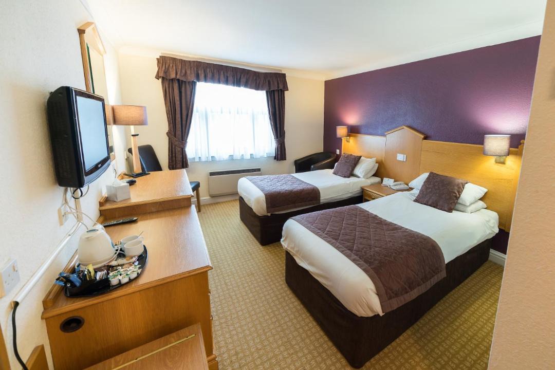 Photo of Others in Widnes