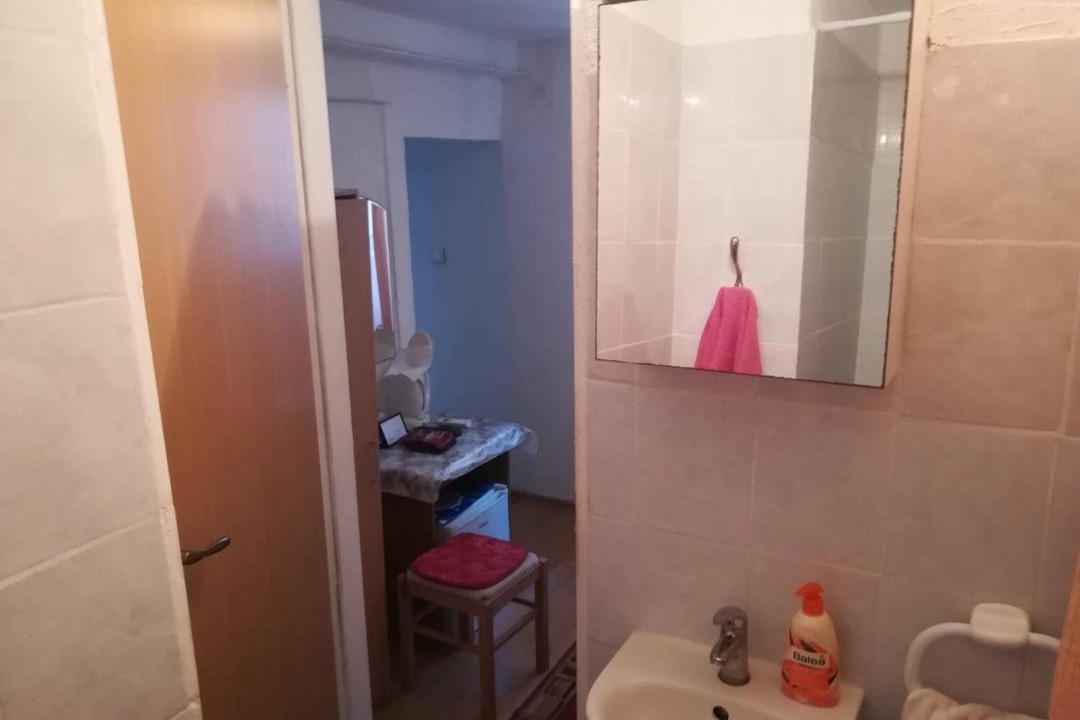 Photo of Bathroom in Pile