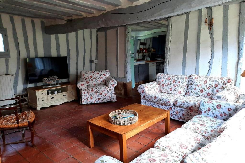 Photo of Others in La Chapelle-sur-Dun