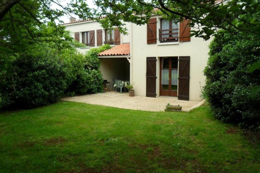 Photo of Buildings in Saint-Aubin-la-Plaine