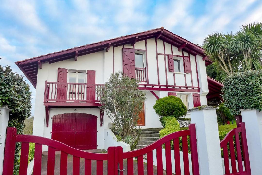 Photo of Buildings in Bidart