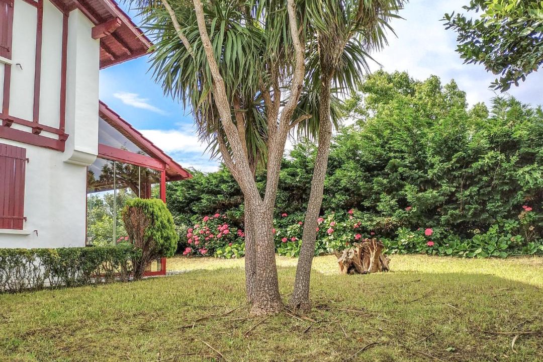 Photo of Others in Bidart