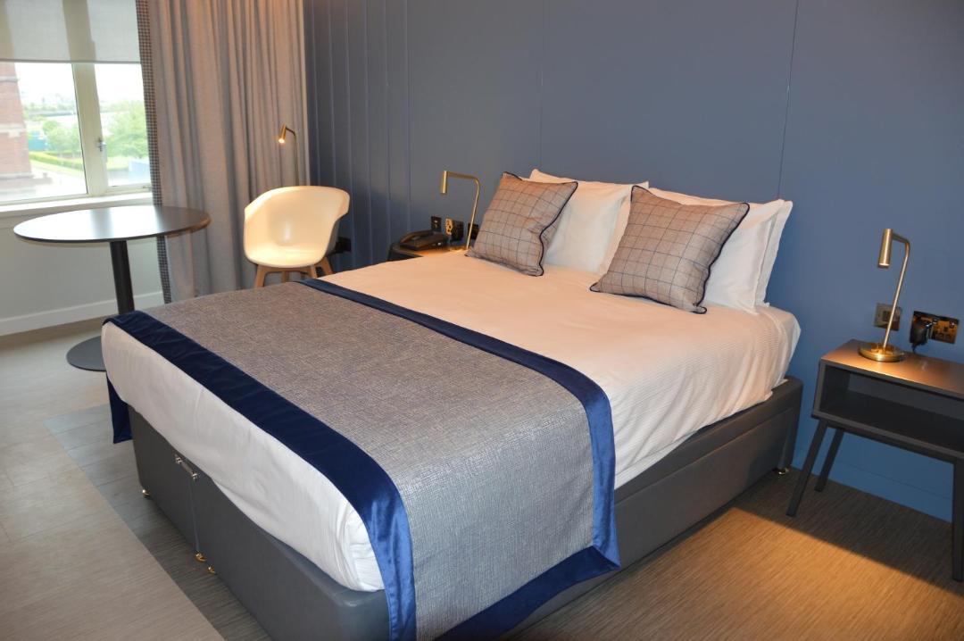 Photo of Others in Dalmuir