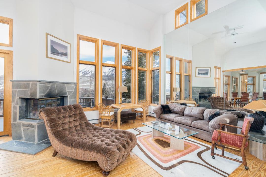Photo of Livingroom in Mountain Village