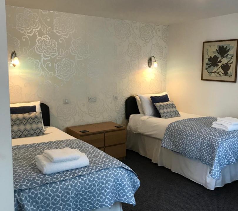 Photo of Others in Leek