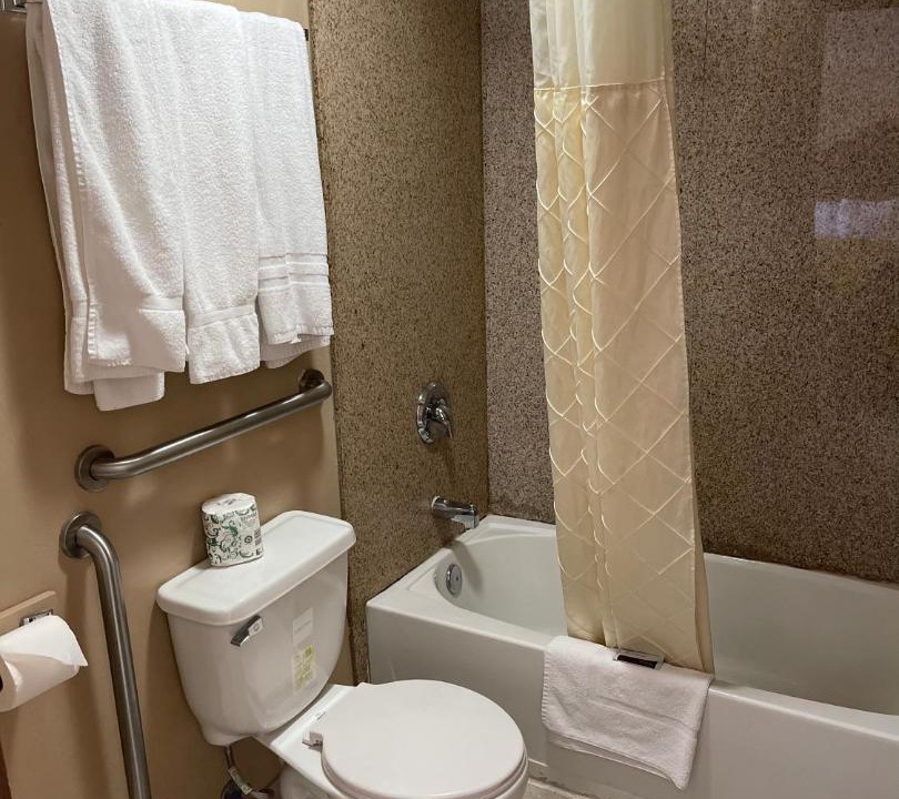 Photo of Bathroom in Riverton