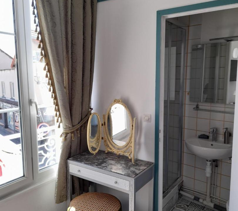 Photo of Bathroom in Arromanches-les-Bains