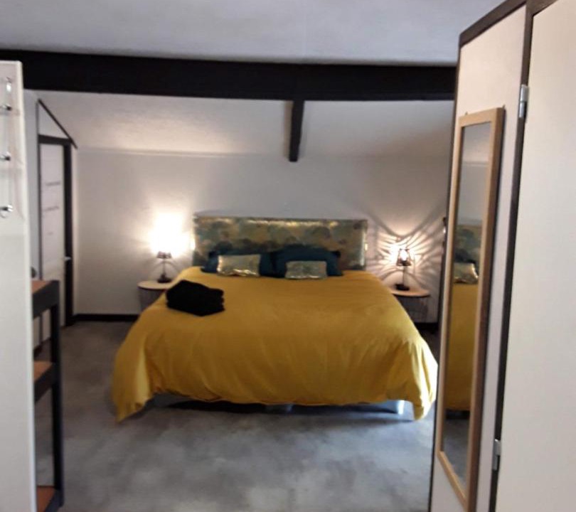 Photo of Others in Doulezon