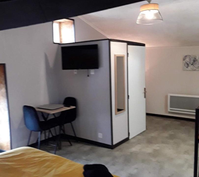 Photo of Others in Doulezon