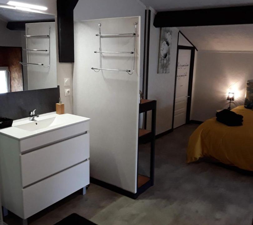 Photo of Others in Doulezon