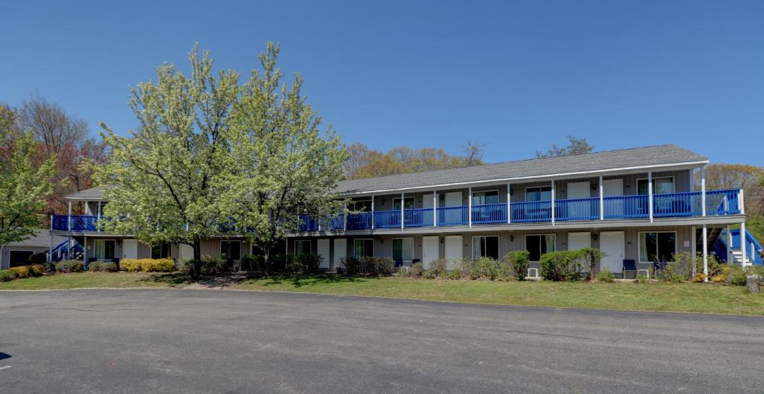 Photo of Others in Wells