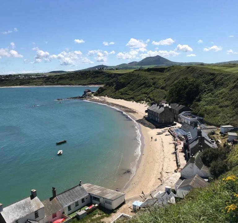 Photo of Others in Edern