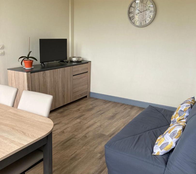 Photo of Others in Vire