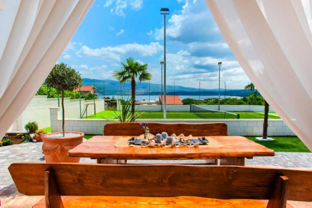 Photo of Patio Balcony in Pridraga