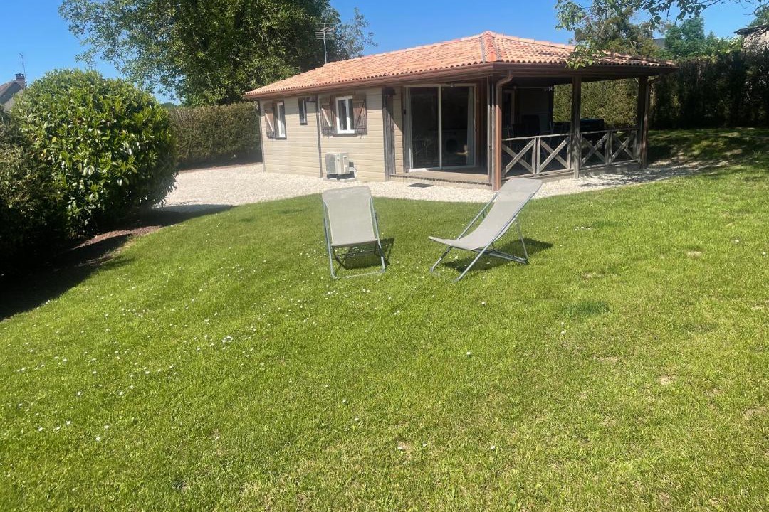 Photo of Others in Amance