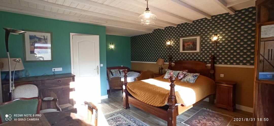 Photo of Others in Le Langon