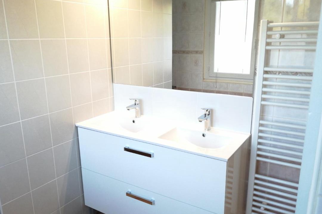 Photo of Bathroom in Pont-Saint-Esprit