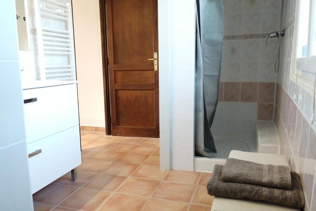 Photo of Bathroom in Pont-Saint-Esprit