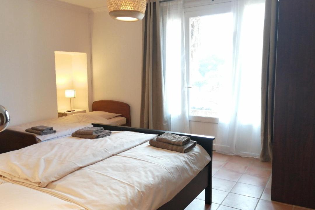 Photo of Bedroom in Pont-Saint-Esprit