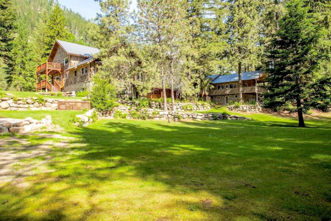 Photo of Others in Leavenworth